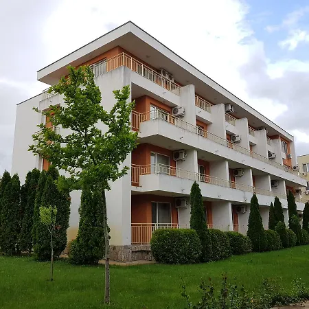 Nessebar Fort Club Studio Свети Влас